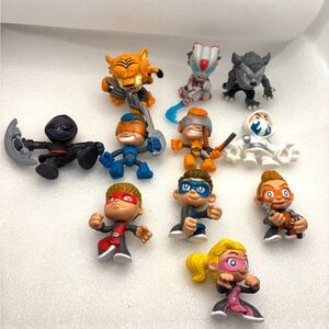 Ninja Kidz Mini Action Figures - Lot Of 11